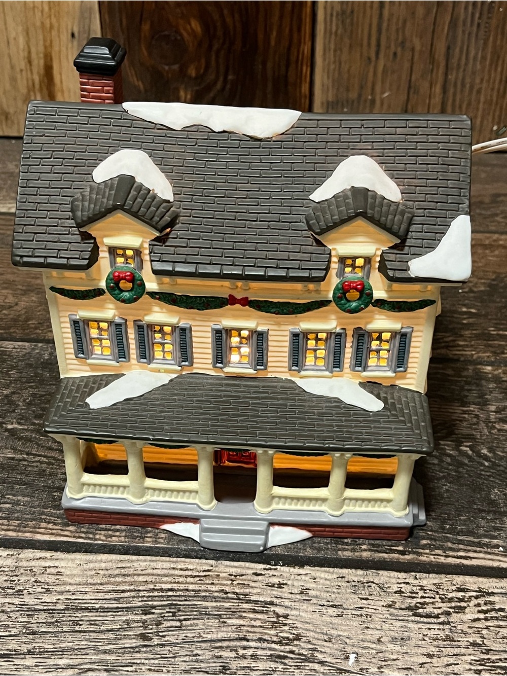 Holiday Light-Up Victorian House Decoration - Cream and Gray
